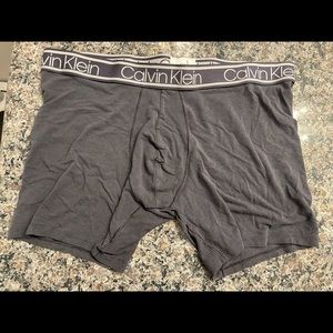 Calvin Klein boxer briefs size: L